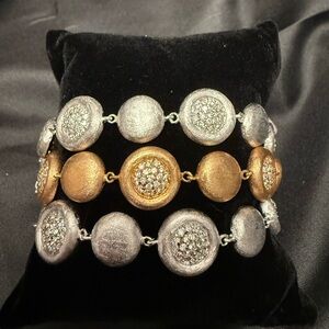 Beautiful Silver or Gold Women's Bracelet